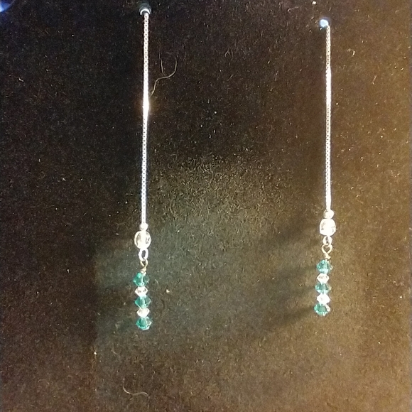 Earnings strand - Picture 4 of 5